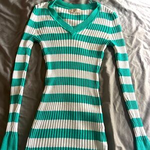 Pink Republic Green and White V-Neck Sweater
